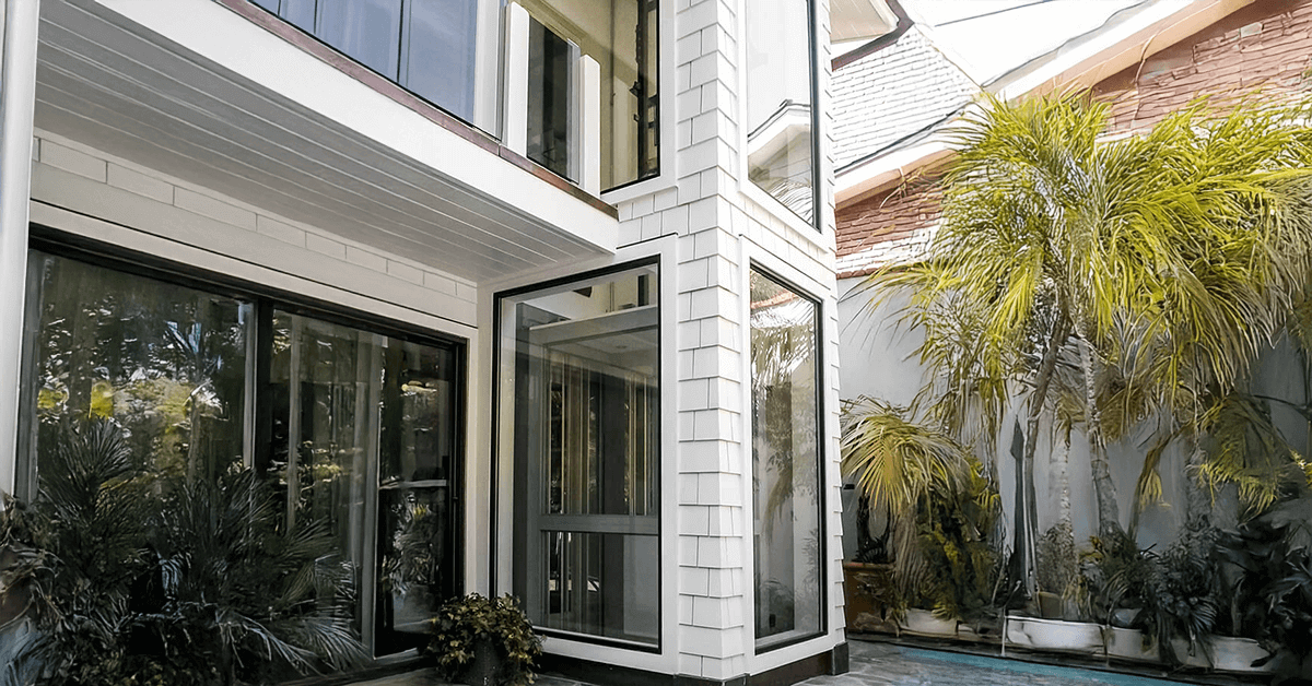 Residential elevator comparison showing shaftless and hoistway installation options